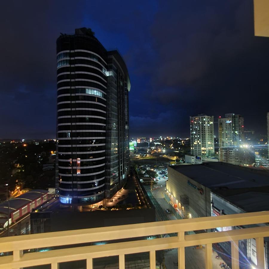 Inspiria Condo Free Airport Pickup For 3 Nights Stay Or More Davao City Eksteriør billede